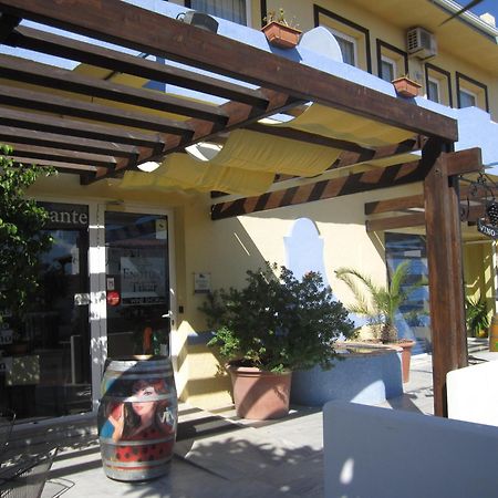 Hotel Tikar Garrucha Exterior foto